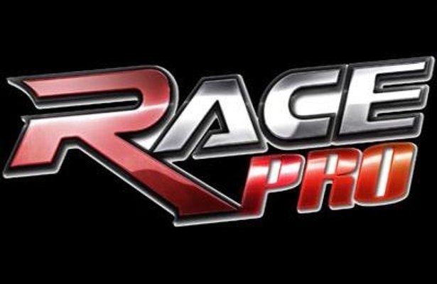 RACE Pro zaliczy poślizg