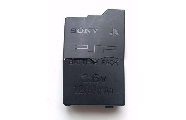 PSP ma poważne problemy z bateriami. Puchną i mogą nawet uszkodzić konsolę