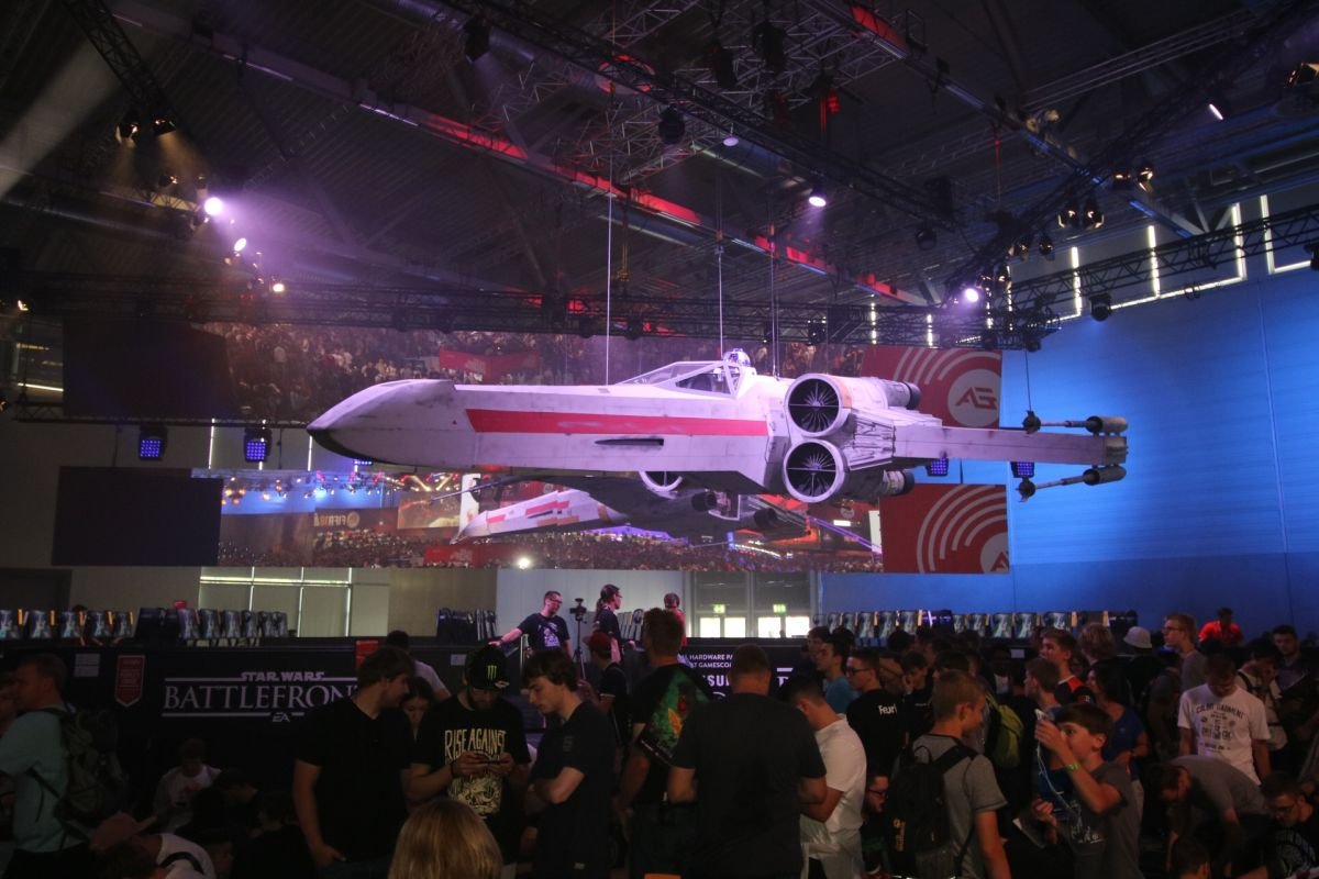 Gamescom-2017-04_4bpd.jpg