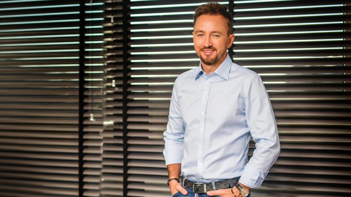 Jeszcze przed sprzedażą Techlandu Marchewka był – według rankingu Forbesa – piątym najbogatszym Polakiem. W ubiegłym roku na jego konto trafiło – jak podaje Puls Biznesu – 900 mln zł (w wyniku umorzenia akcji i zaliczki za dywidendę). Fot: Materiały prasowe