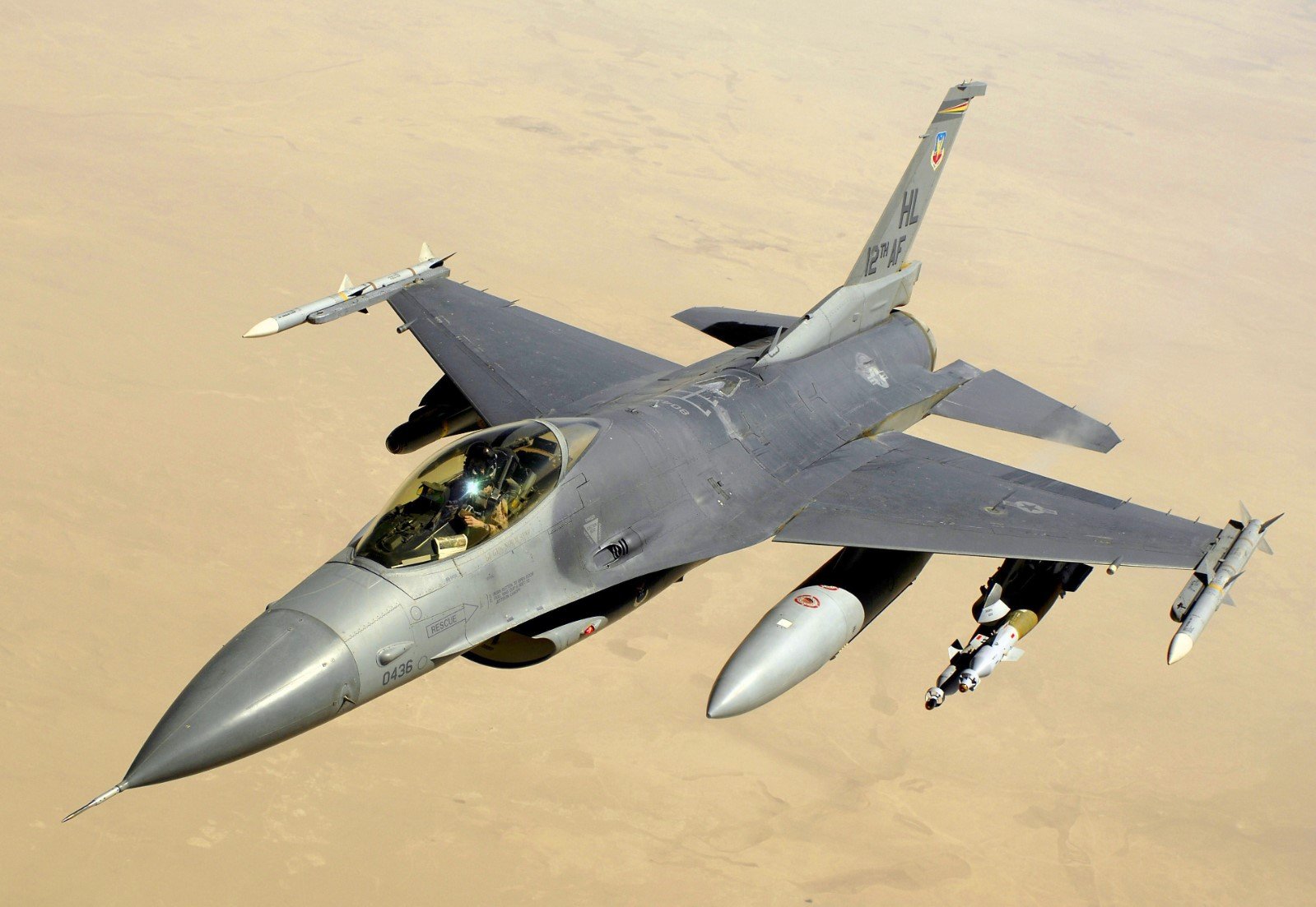 F-16. Foto: US Air Force, domena publiczna